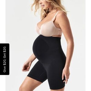 Blanqi Everyday Belly Support girl short